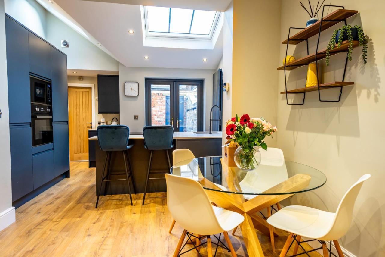 Maggie'S Place York Bagian luar foto
